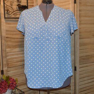 Torrid Harper 1X Blue/White Dots S/S V-neck Blouse